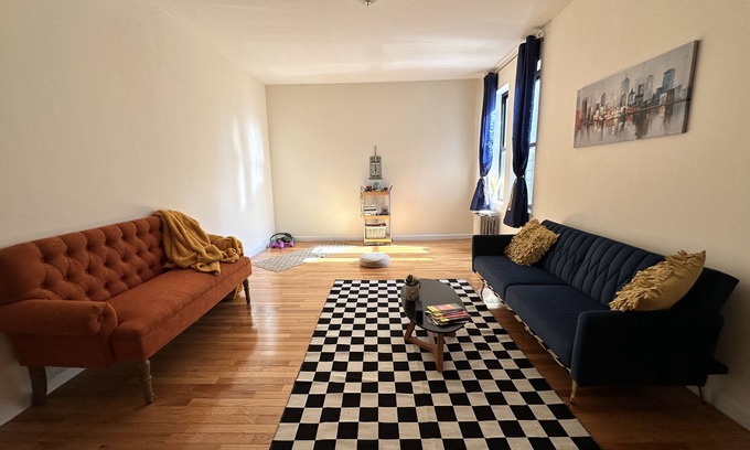 Washington Heights Apartamento | HUGE Chic 1-bedroom apartment in fabulous New York with AC & WiFi