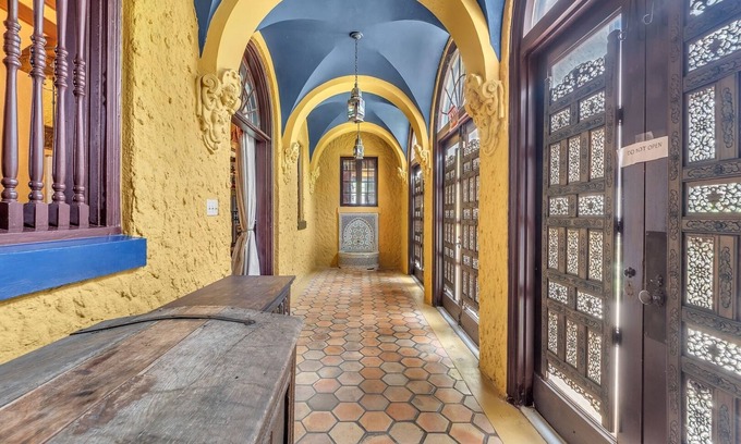 Hollywood Lakes Cabaña | Huge Pool 6 Bedrooms 20 People Beach
