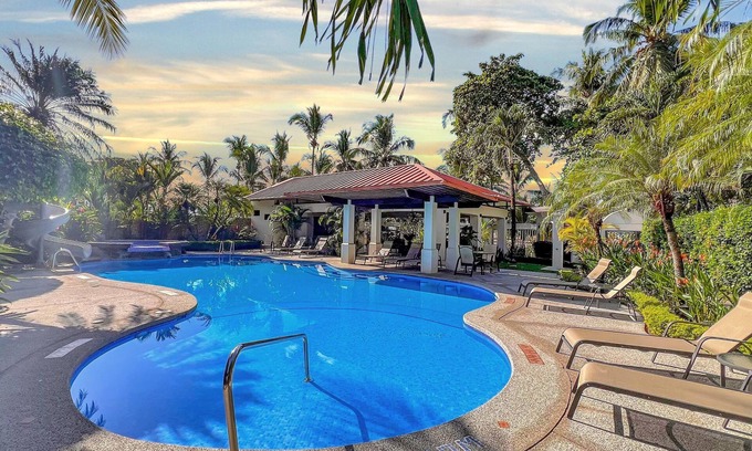 Barrio Santa Lucía Condominio | Huge Private Home - Exclusive Beach Access and Breathtaking Rooftop Sunset Views