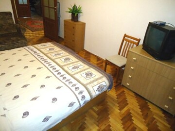 Besarabka Apartamento | Huge two-rooms apartment in the center of Kiev