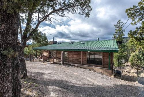 Ruidoso Casa | Hughes, Cabin at Ruidoso, with Forest View