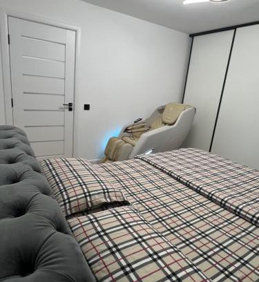 Zalau Apartamento | HUGO House Luxury & Quiet - Free Parking