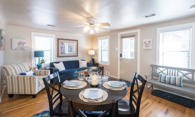 Downtown Flagstaff Cabaña | Humphreys Cottage in Historic Downtown Flagstaff