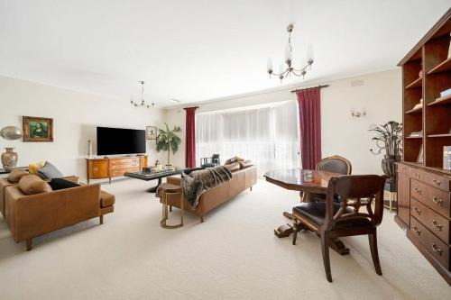 Castlemaine Casa | Hunter House - Castlemaine