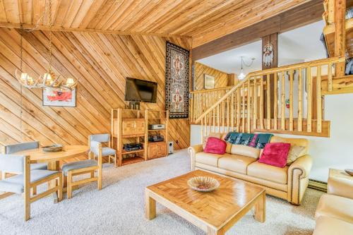 Lakeshore Apartamento | Huntington Lake Condo #98
