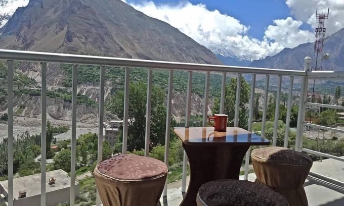 Karimabad Hotel | Hunza Lounge