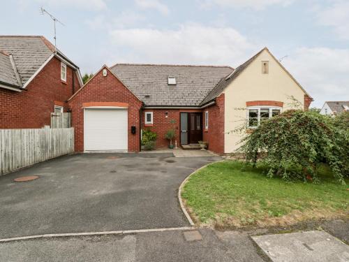 Ewyas Harold Casa | Hurst Green