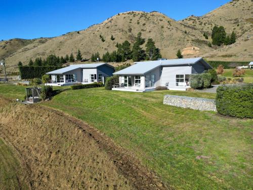 Hurunui Casa | Hurunui River Retreat - Flax Cottage