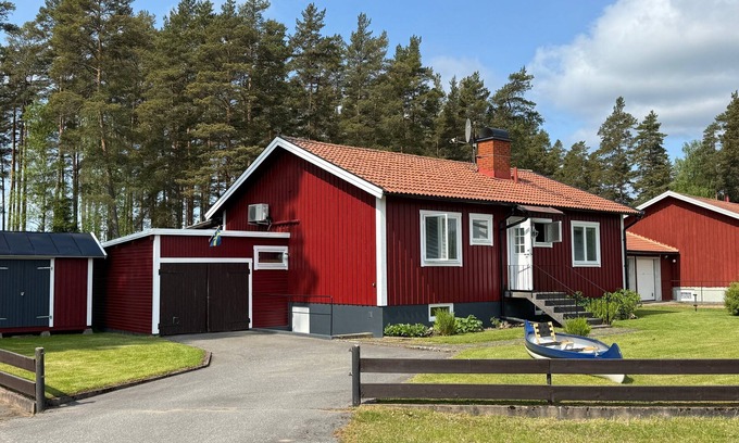 Tviklippan Casa | Hus Bellö - Your Swedish house between lakes, forests & Astrid Lindgren's world