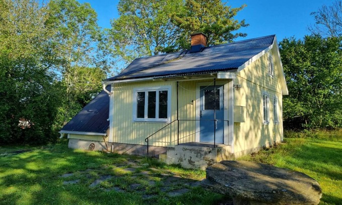 Ruda Casa | Hus Blommenhöns - Swedish house with fast internet & animals in Småland