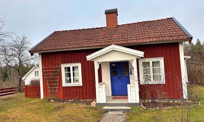 Berga Casa | Hus Boholt - Charming Swedish house for 2 persons with fireplace