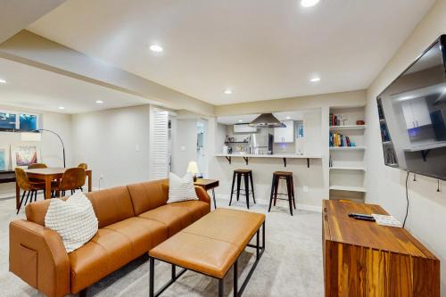 Seattle Casa | Husky Haven