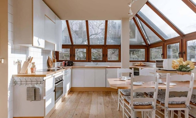 Oostduinkerke-Bad Casa | Huswell - Cozy Escape Nestled in the Dunes