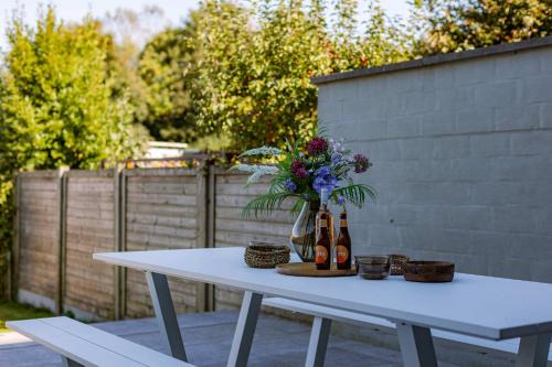 Ypres Casa | Huswell - House Tilo: A blend of heritage, scenery, and comfort for 8 Guests