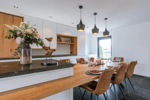 Sint-Michiels Apartamento | Huswell - Unique apartment near Bruges with sunny terrace