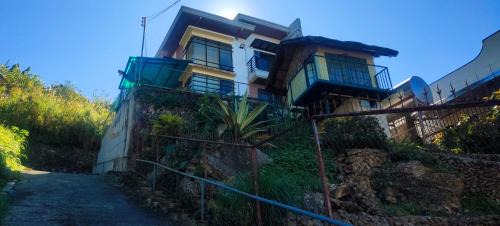 Baguio Casa | Hut on the Hill Baguio City