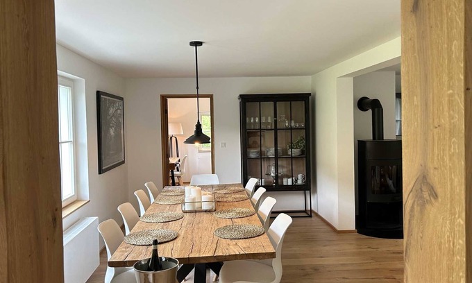 Referinghausen Casa | HÜTTENTRAUM of the TOP CLASS - sauna | wood-burning stove | forest-meadow-stream