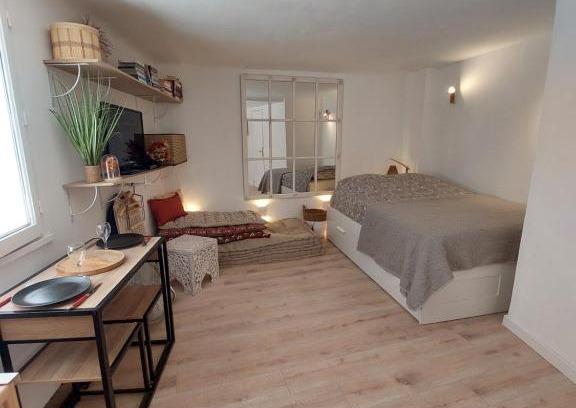 Hyeres City Centre Apartamento | Hyères studio refait à neuf dans la cité médiévale
