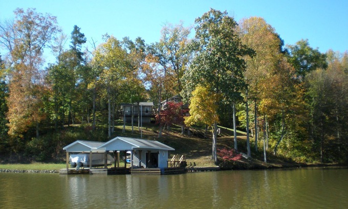 Leasburg Casa | Hyco Lake Get Away