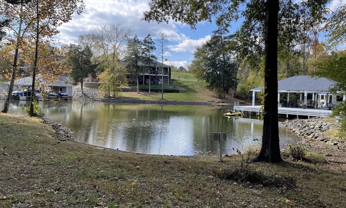Semora Casa | Hyco lakefront rental that's very close to VIR! Quiet cove to come and relax.