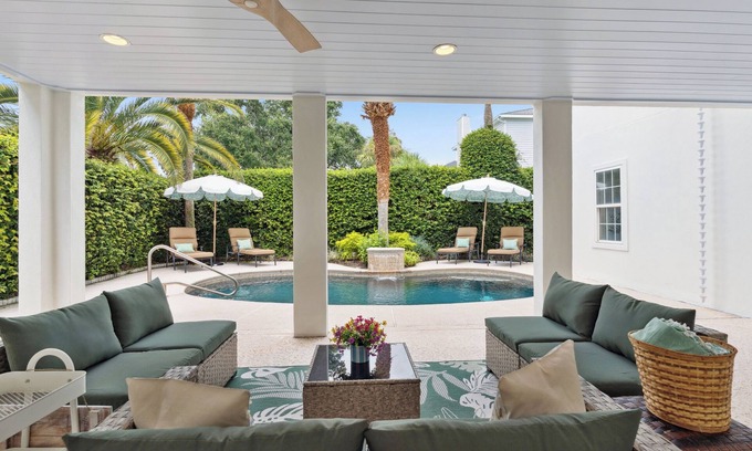 Saint Simons Island Casa | Hydrangea House in Gated Compass Point, sleeps 12 with a pool