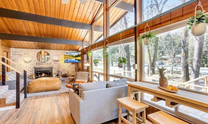 Mono Vista Cabina | Hygge A-Frame Getaway