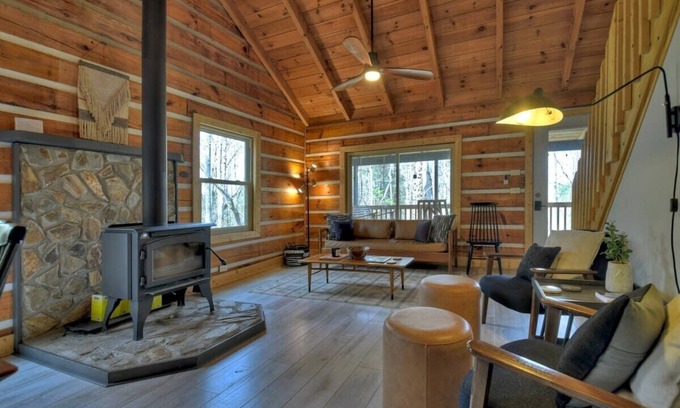Cashes Valley Cabina | Hygge House | Book 2 nights, stay 3 nights!