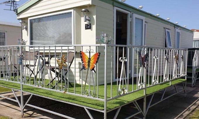 Ingoldmells Casa | I 10 Caravan 4 Berth chase caravan park