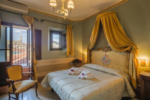 Arezzo Hotel | I Portici Hotel - Residenza D'Epoca