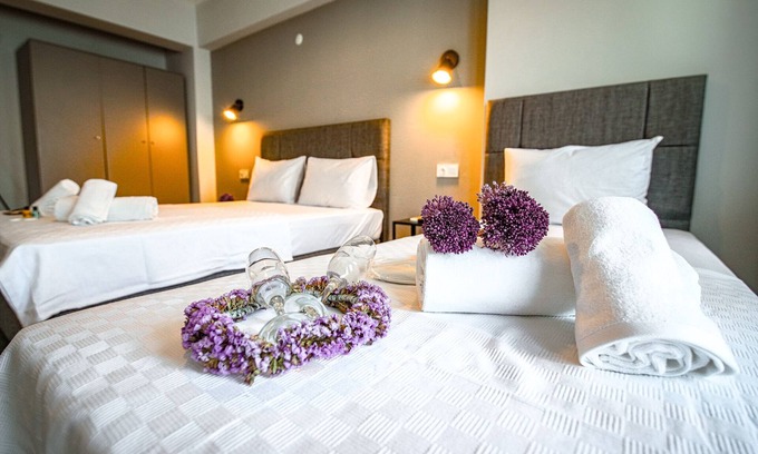 Bozcaada Hotel | İrinikos Otel