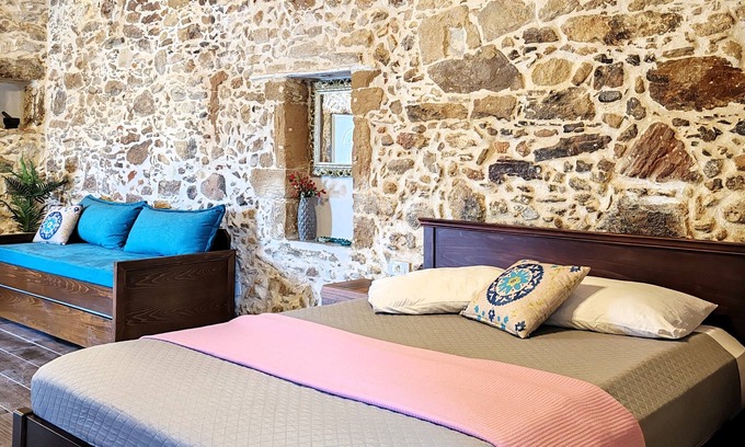 Kissamos Casa | LA CASA DE PIEDRA DE IAKOVOS CERCA DE BALOS, ELAFONISI