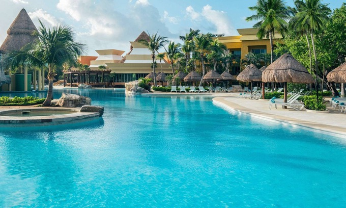 Villa Juarez Complejo | Iberostar Selection Paraíso Maya Suites - All Inclusive