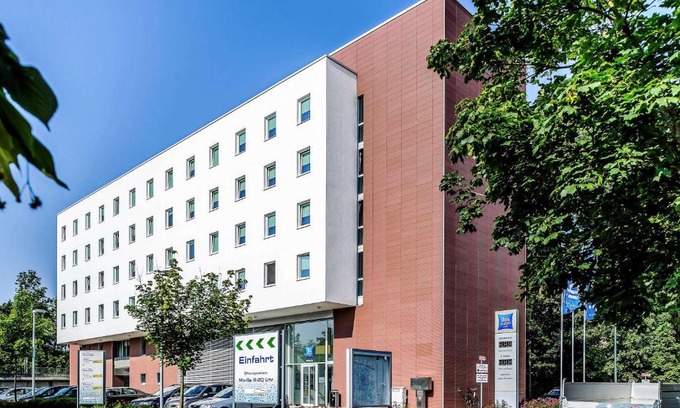Rosenau- und Thelottviertel Hotel | ibis budget Augsburg City
