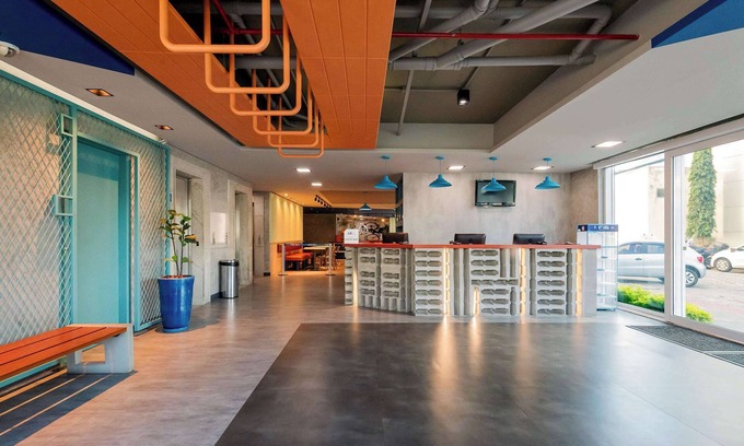 Santa Lucia Hotel | ibis budget Vitoria