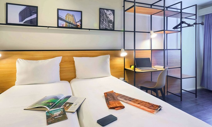 Lorient Hotel | ibis Lorient Centre Gare
