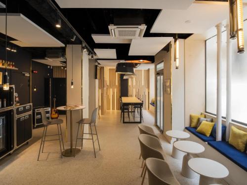 Quartier du Faubourg-Montmartre Hotel | ibis Styles Paris Opera Lafayette