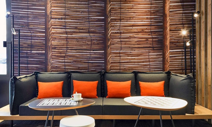 La Seyne-sur-Mer Hotel | ibis Toulon La Seyne Sur Mer
