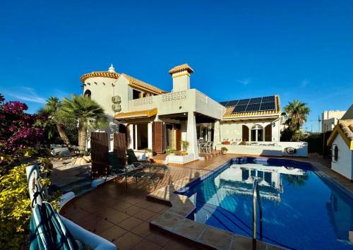 Orihuela Costa Villa | Ibiza style villa first line to golf!