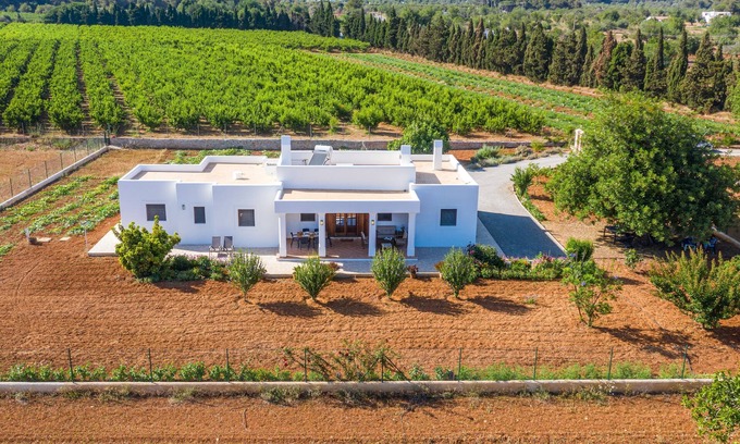 Sant Carles de Peralta Casa | Casa rural ibicenca con porche, jardín, solarium y Wi-Fi