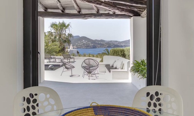 Cala Comte Villa | Villa ibicenca con vistas al mar