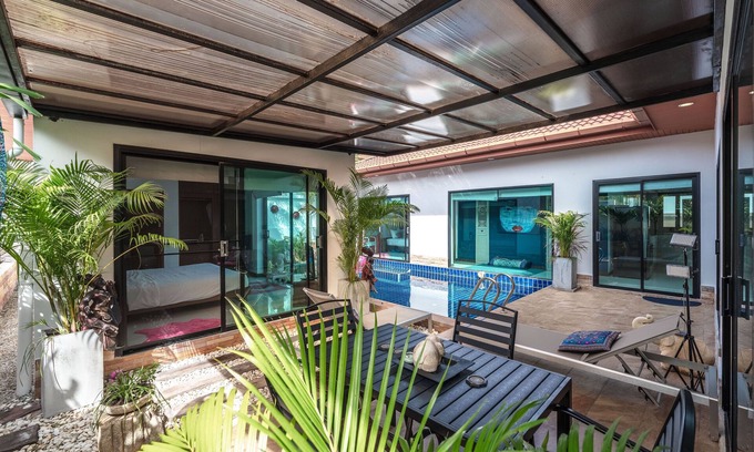 Rawai Villa | Iconic Art Decor 3BR Pool Villa Salika