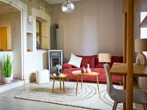 Angouleme Casa | Idéal pour couple, famille&pros - jusqu'à 6 pers - Classé 2 étoiles - Baignoire Balnéo - Espace de travail dédié - A 10min de la gare SNCF, du centre ville d'Angoulême, et du Musée de la BD - Parking privé et gratuit - Wifi gratuit