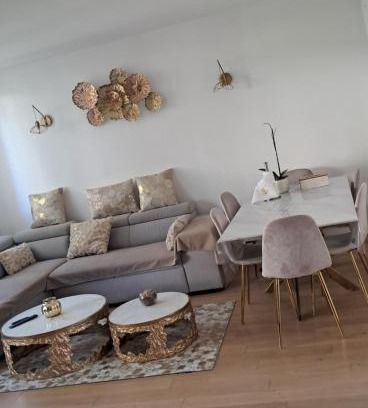Saint-Sylvestre Apartamento | Idéale pour vos vacances 3 pièces avec terrasse et stationnement
