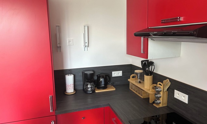 Trappes Apartamento | Idéalement Placé de Nombreux Sites des JO aux Alentours. Appartement Récent