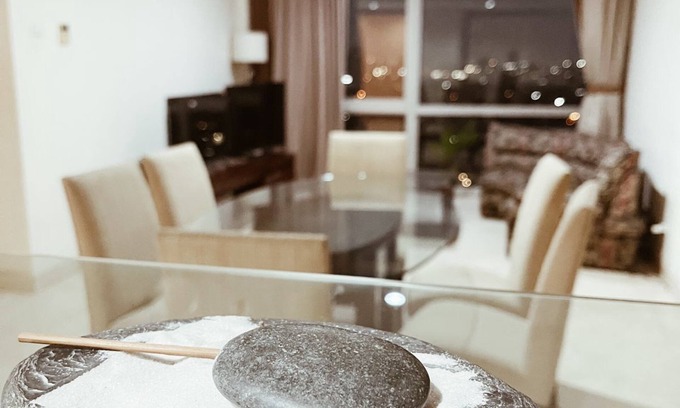 Gading Apartamento | Cozy Luxury Condo in City Central