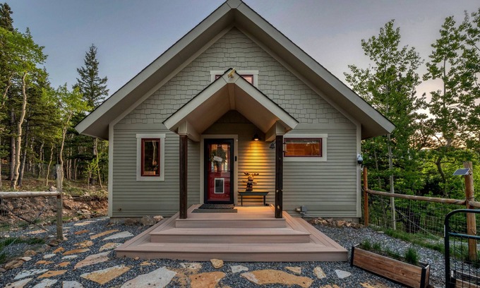 Idaho Springs Cabina | Idaho Springs Dream Cabin – Cozy Seclusion with Gorgeous Mountain Backdrop