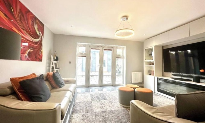 Bicester Casa | Ideal 4 Bedroomed House in Bicester