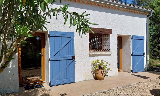Lorgues Casa | Ideal for a couple ♥ house in Provence with swimming pool and large grounds