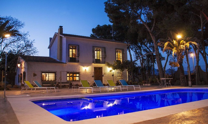 San Juan de Alicante Villa | Finca ideal familias con niños. A 1,5 km de la playa de San Juan. 8 habitaciones