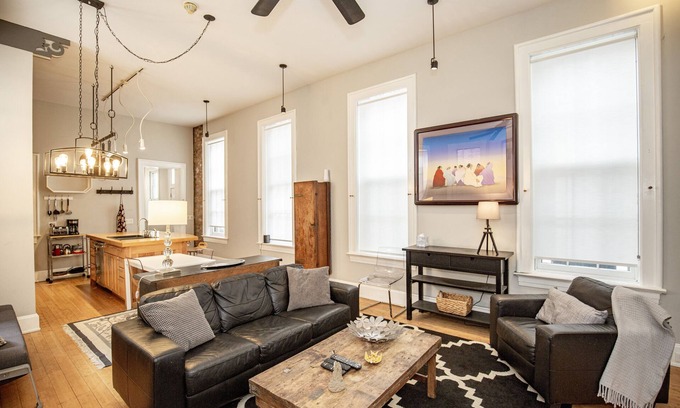 Over-the-Rhine Condominio | Ideal for medical travelers parking available